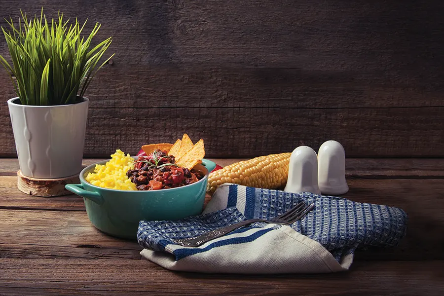 بیف نارگیلی با برنج زردچوبه ای